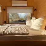 Gut Osterhausen 公寓 布特亚丁根