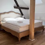 アパート Gut Osterhausen ブットヤーディンゲン